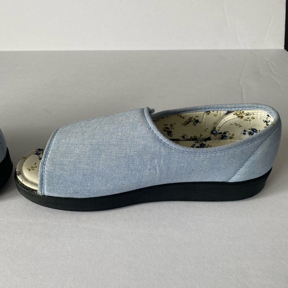 Easy Closure Comfort Slip On Slip Resistant Slippers House Shoes Size 10 - Picture 9 of 12